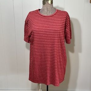LuLaRoe NWT Mens XL Patrick Red Striped High Low Hemline Short Sleeve